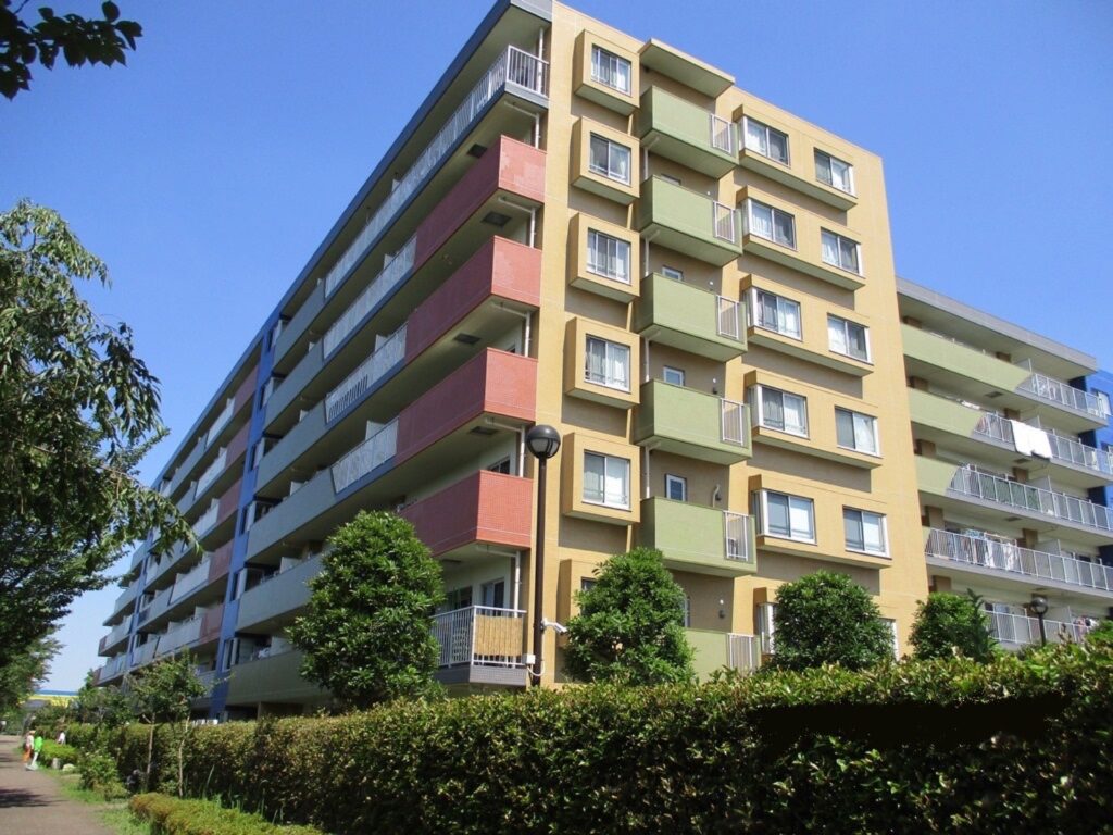 埼玉県の中層マンション 外観